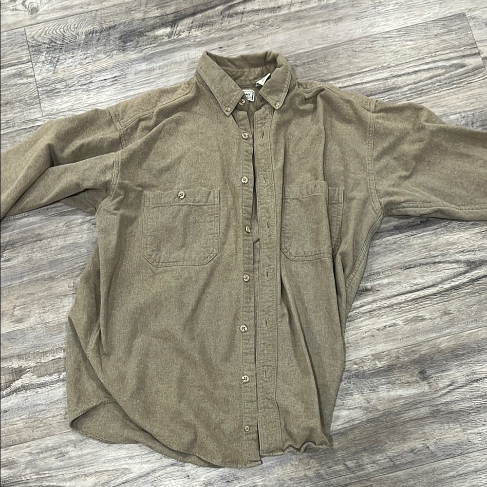 L.L. Bean men’s button up